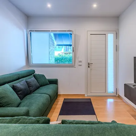 Rolando By Interhome Апартаменты *